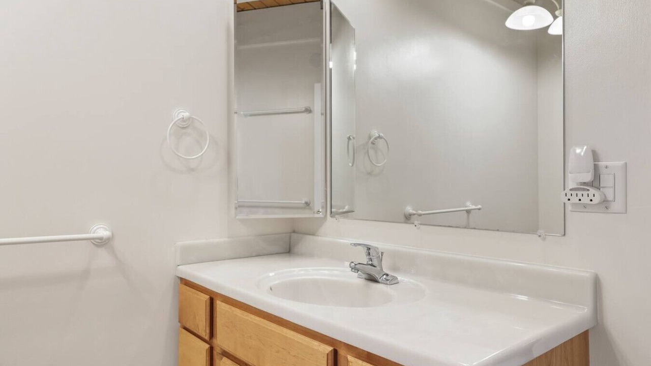 Photo of Bathroom in Tahoe Keys