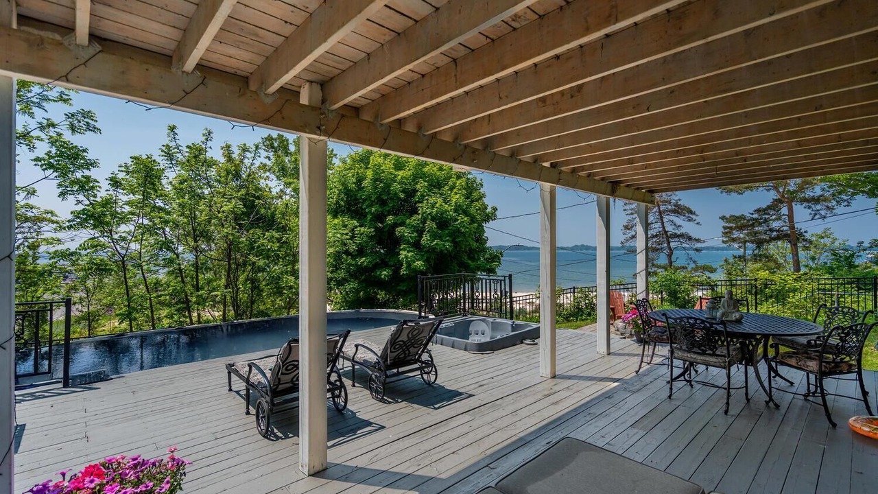 Photo of Outdoor in Crystal Beach
