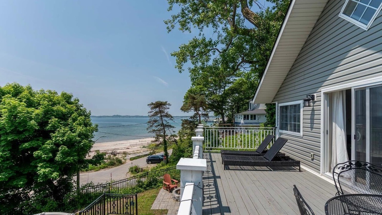 Photo of Patio Balcony in Crystal Beach