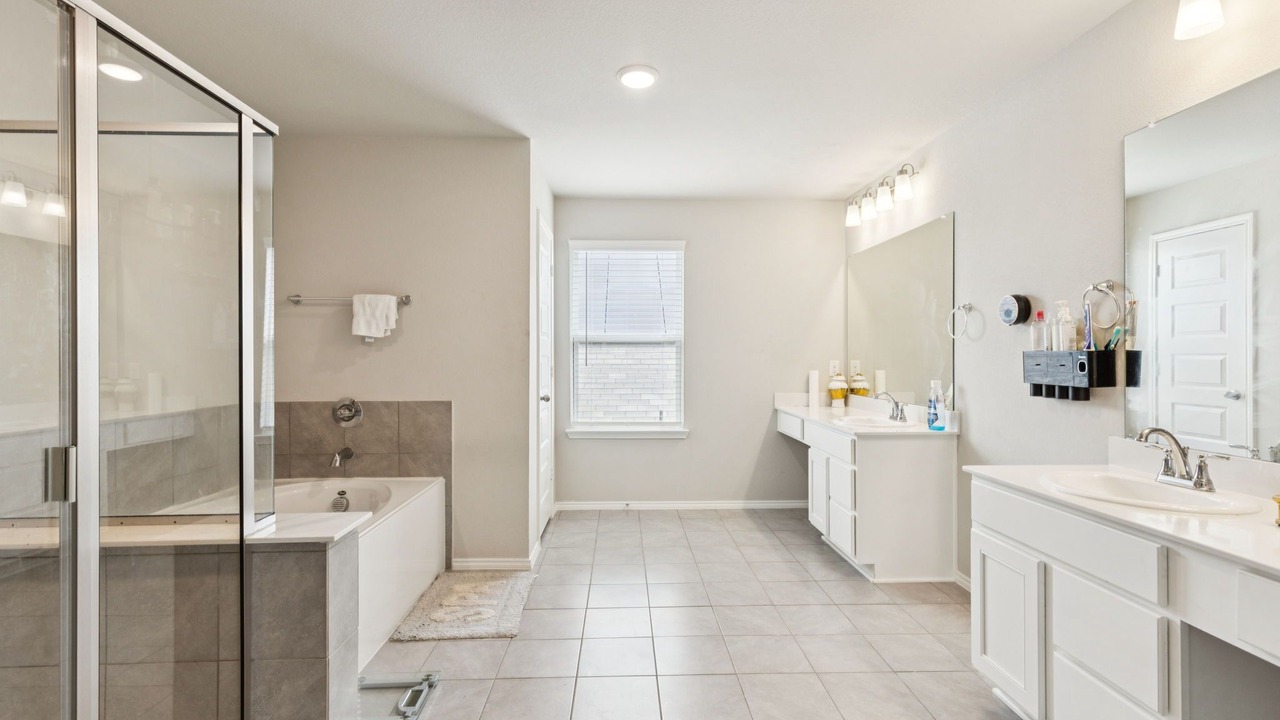 Photo of Bathroom in Lincoln Park