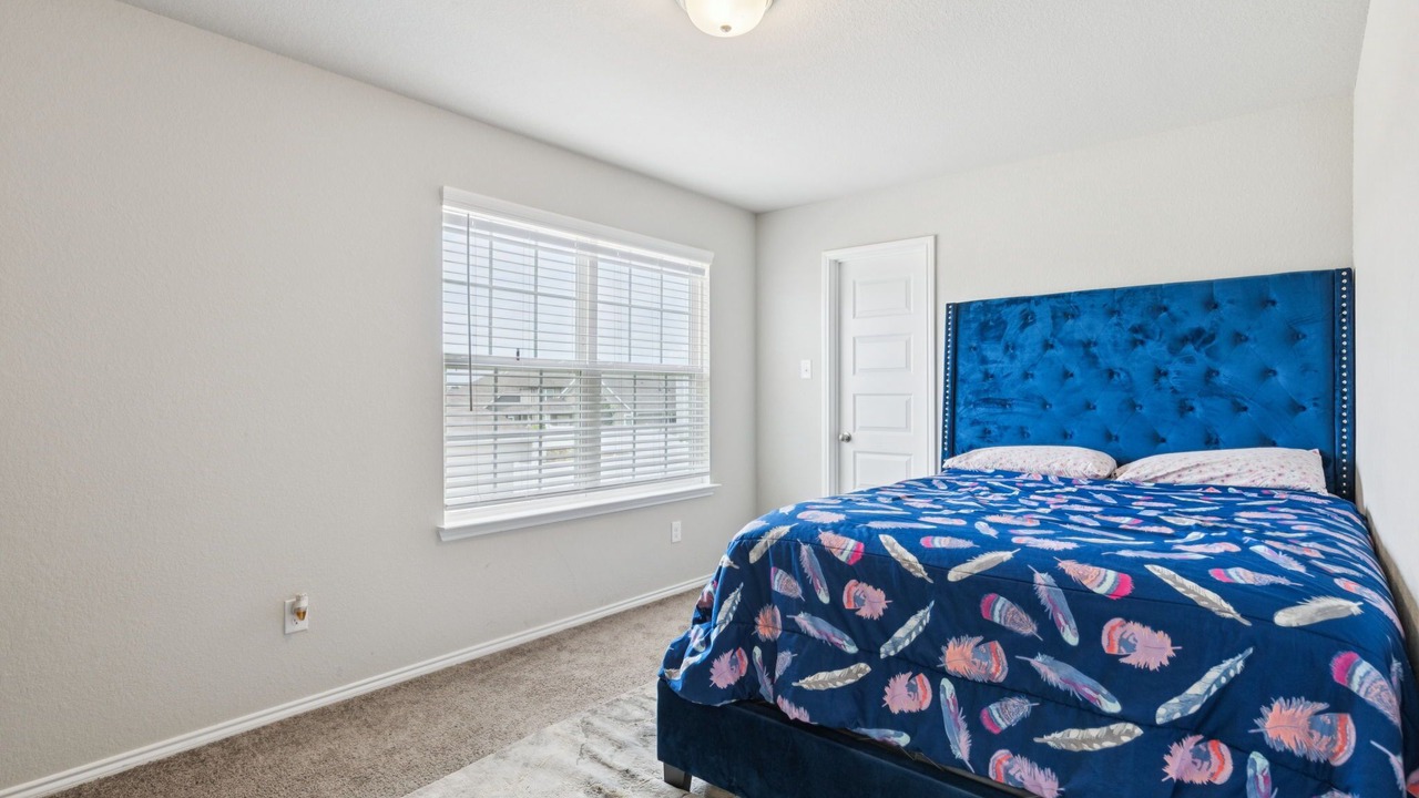 Photo of Bedroom in Lincoln Park