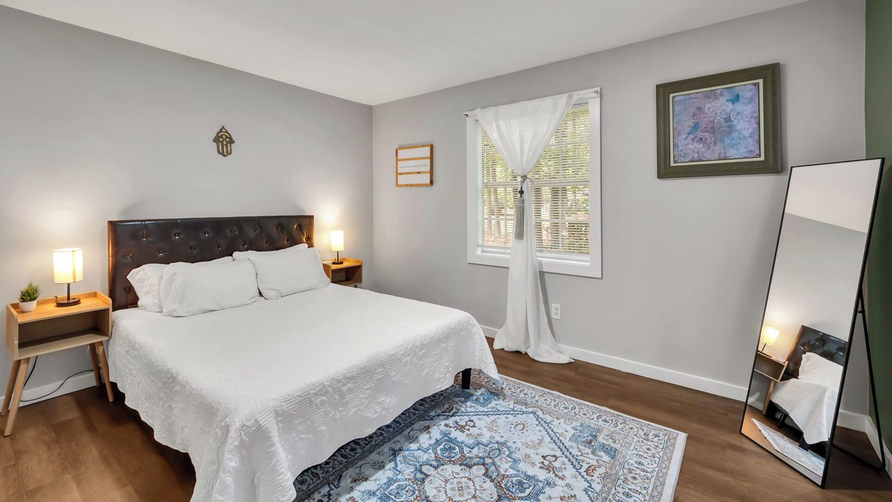 Photo of Bedroom in Bynum