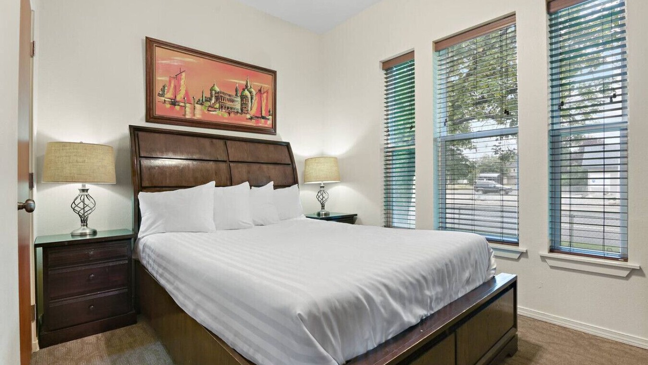 Photo of Bedroom in West Central