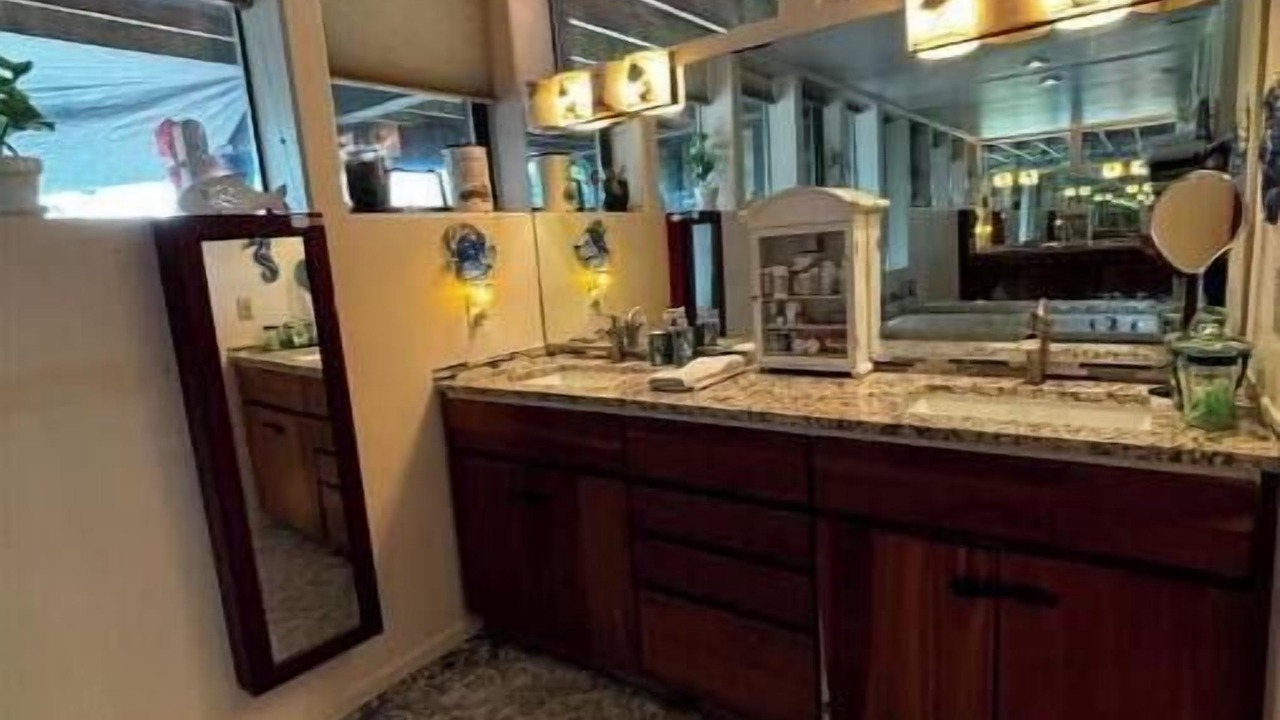 Photo of Kitchen in Fort Lewis