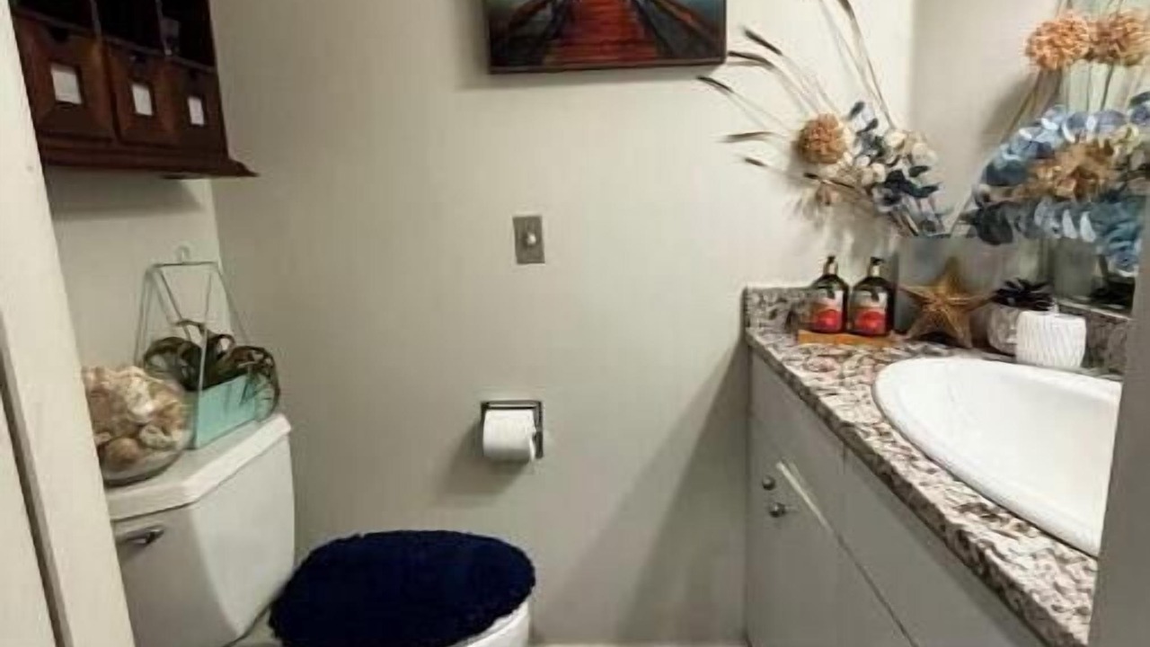 Photo of Bathroom in Fort Lewis