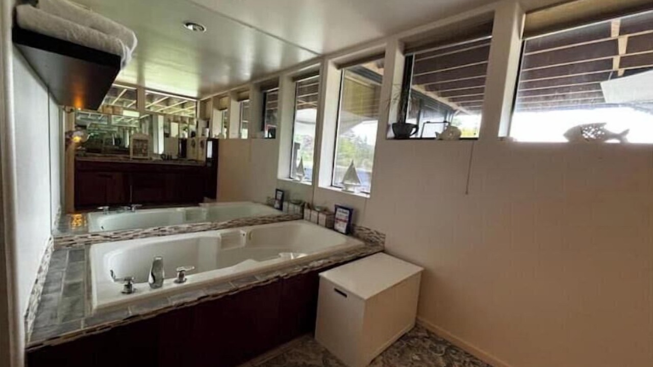 Photo of Bathroom in Fort Lewis