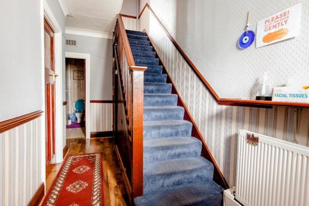 Photo of Others in Tottenham Green