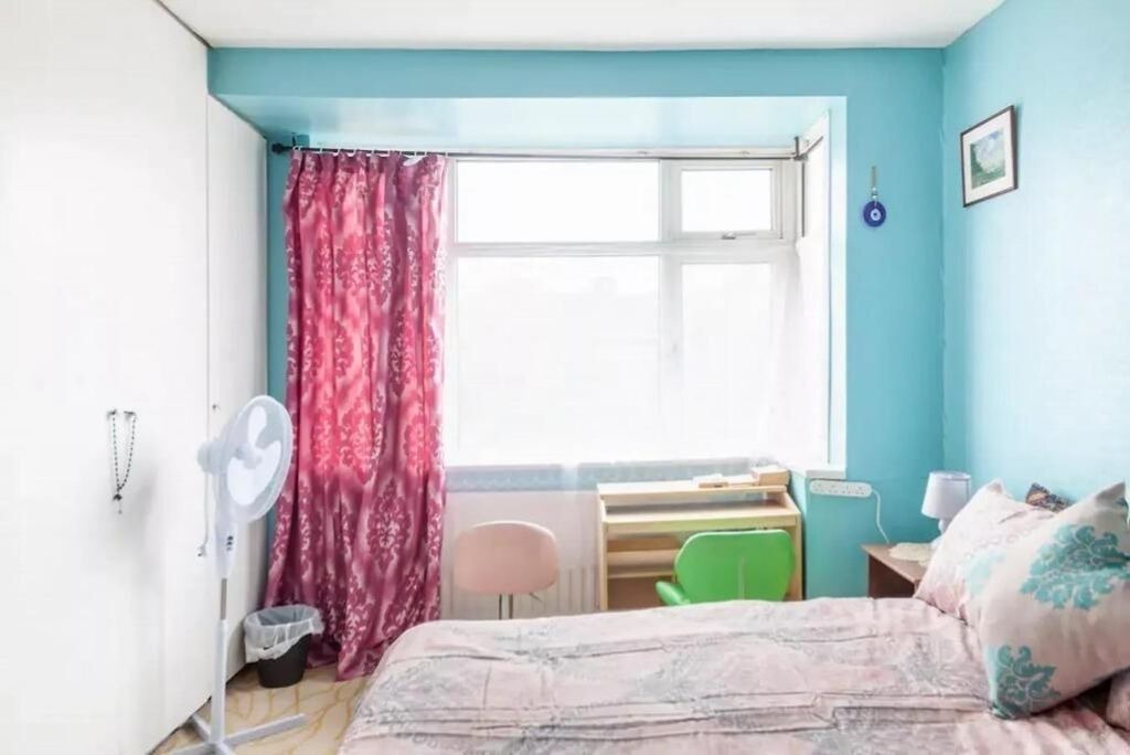 Photo of Bedroom in Tottenham Green