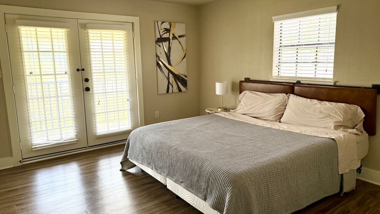 Photo of Bedroom in Argyle