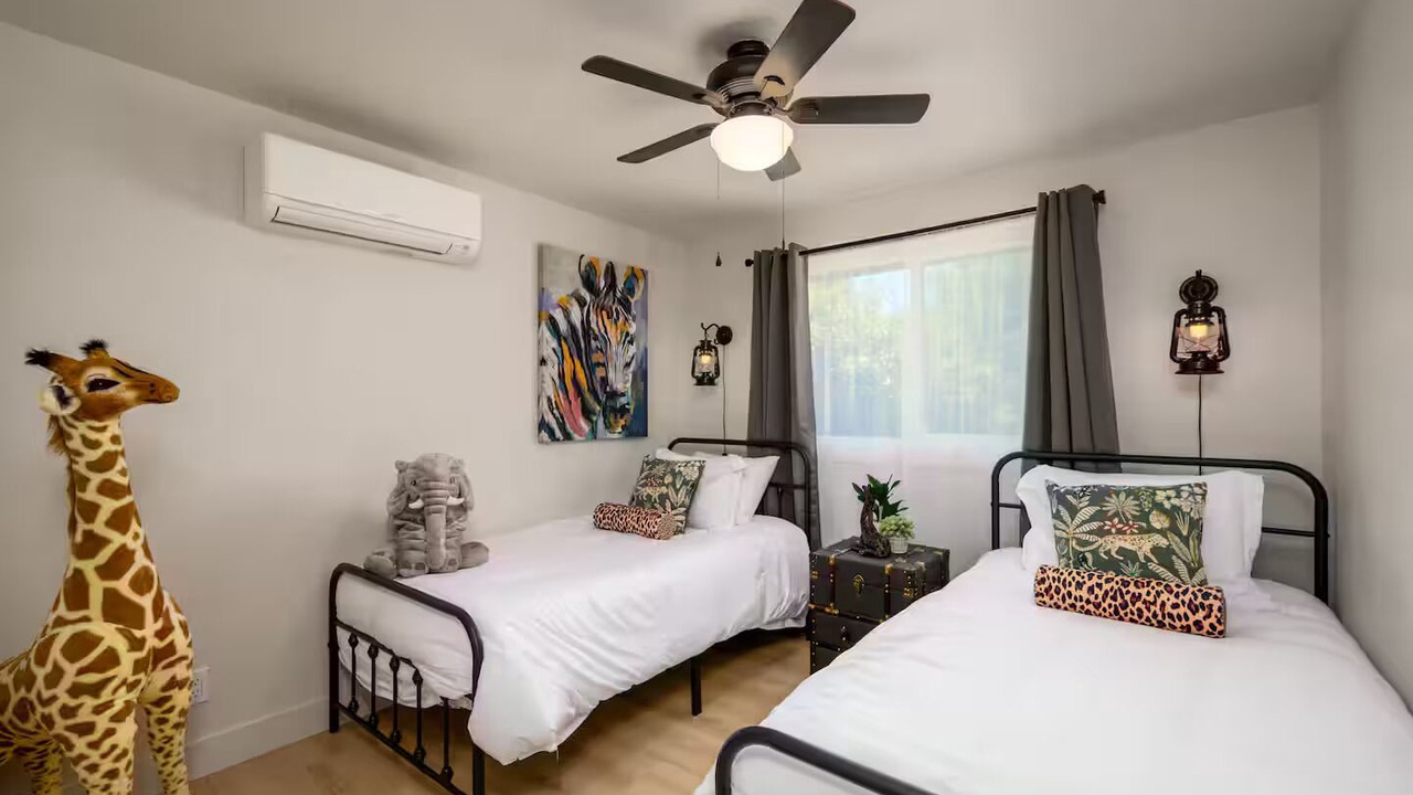 Photo of Bedroom in Roseburg