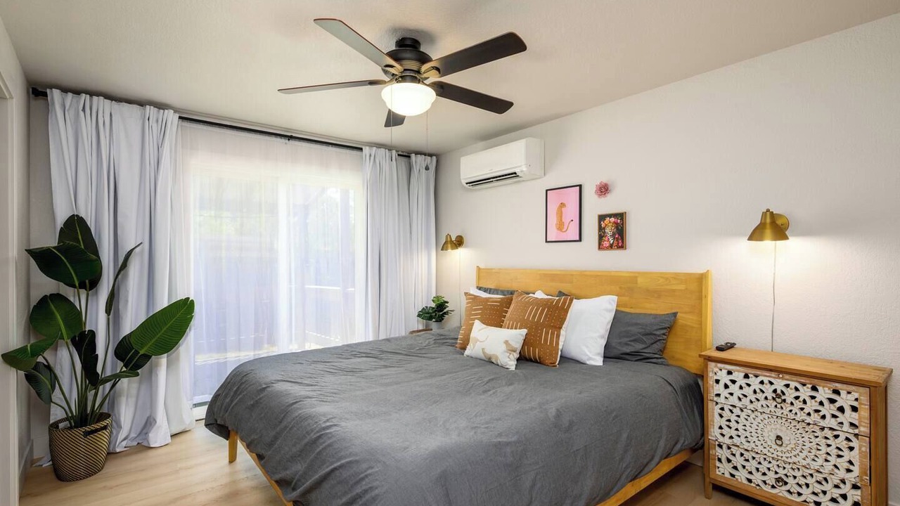 Photo of Bedroom in Roseburg