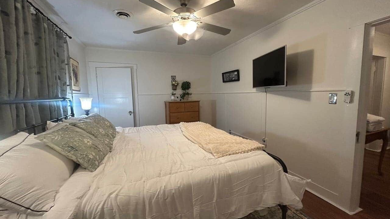 Photo of Bedroom in Hastings