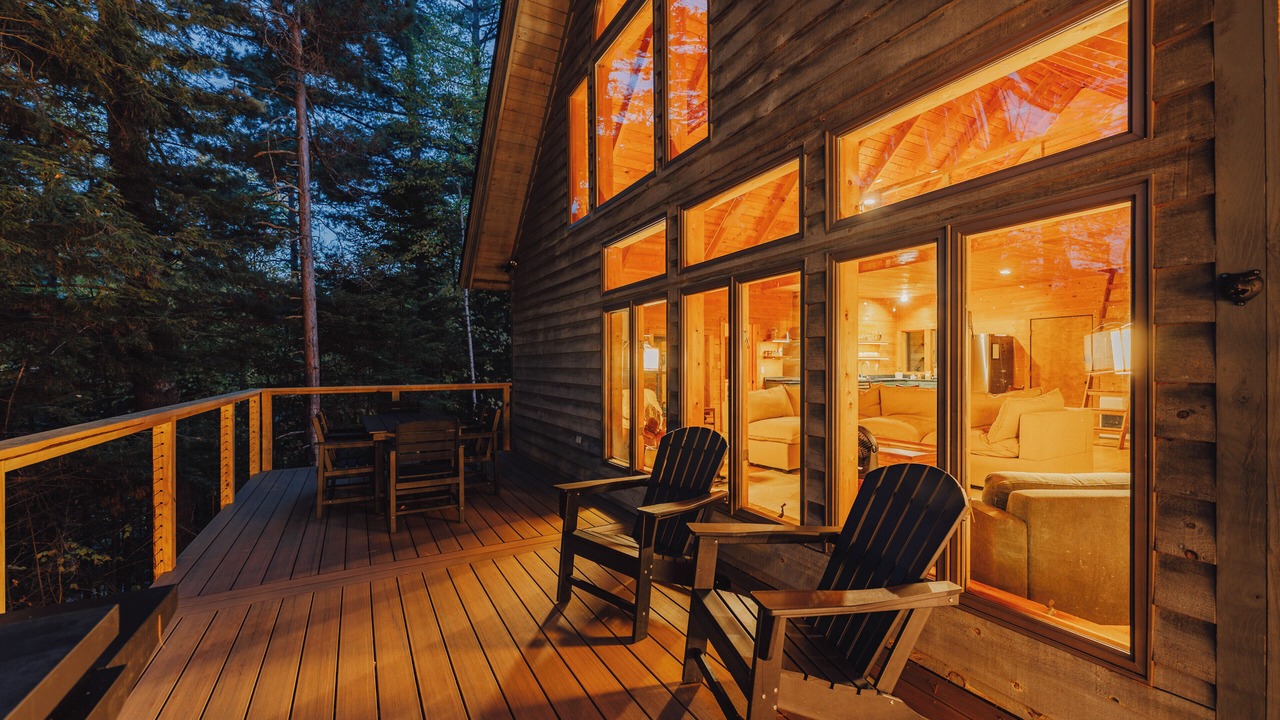 Photo of Patio Balcony in Keene Valley