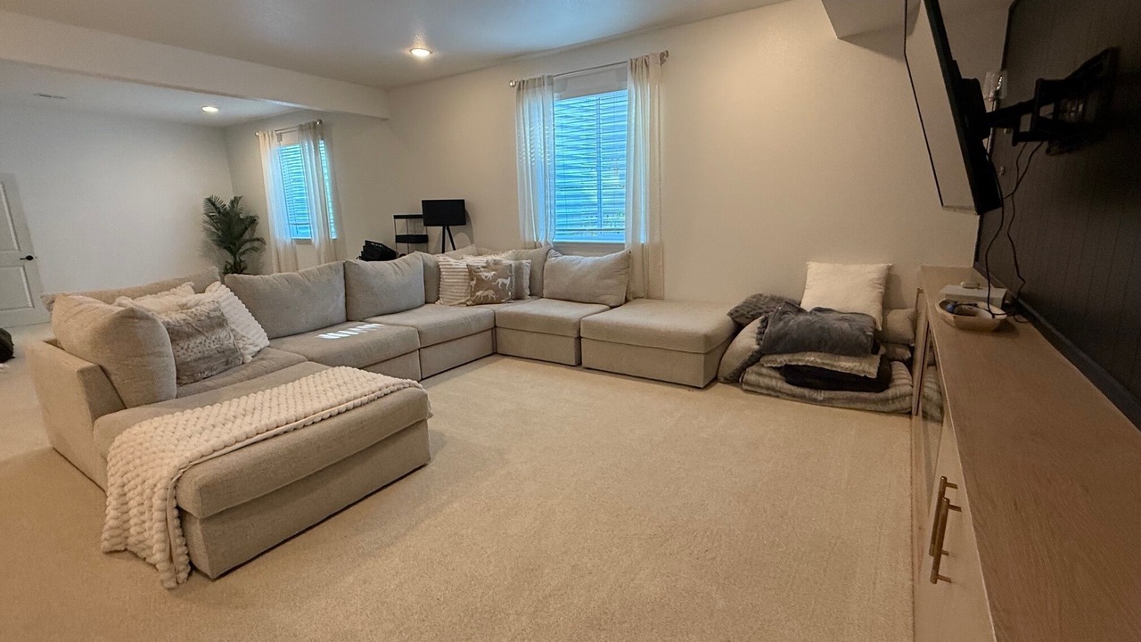 Photo of Livingroom in Westchase