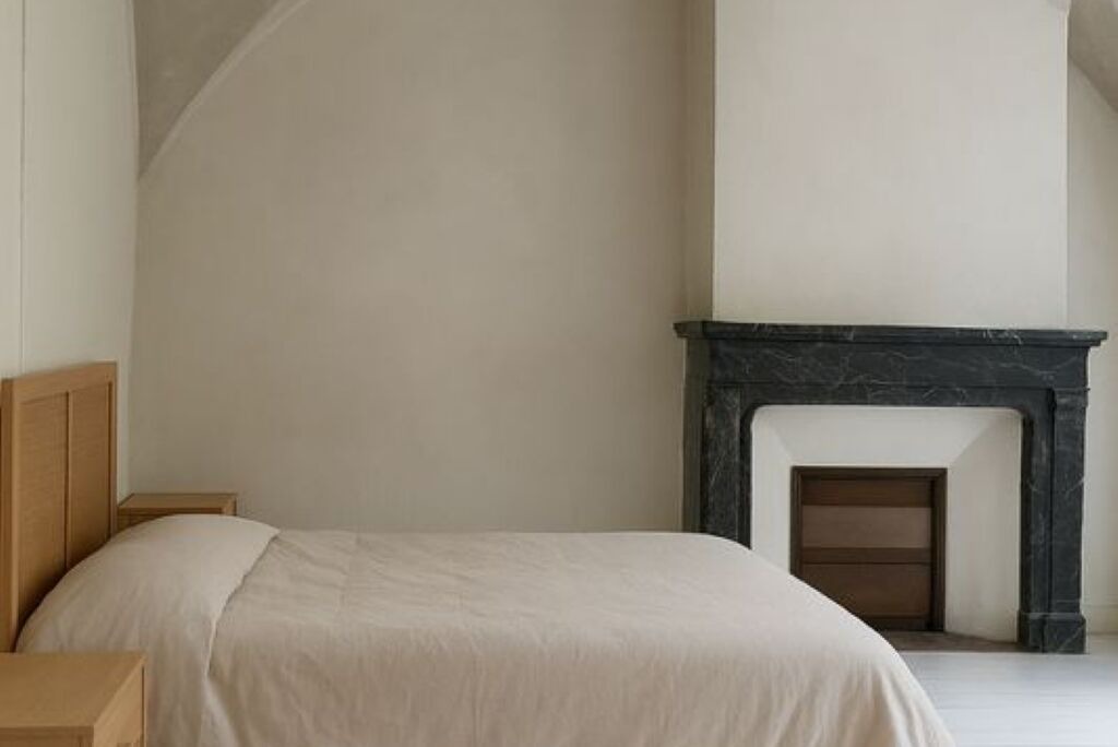 Photo of Bedroom in Combovin