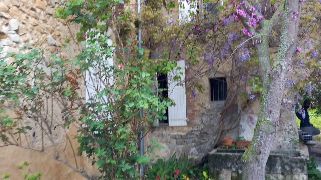 Photo of Outdoor in Combovin