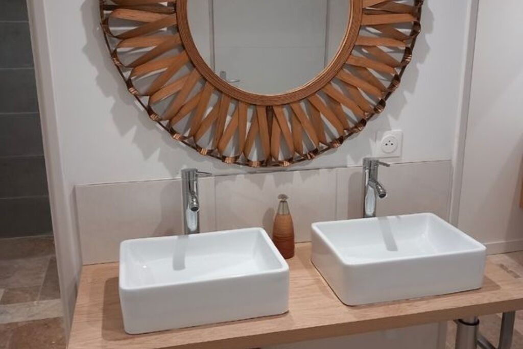 Photo of Bathroom in Combovin