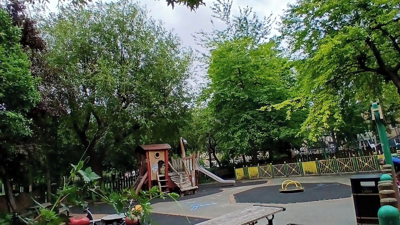 Photo of Outdoor in Kennington