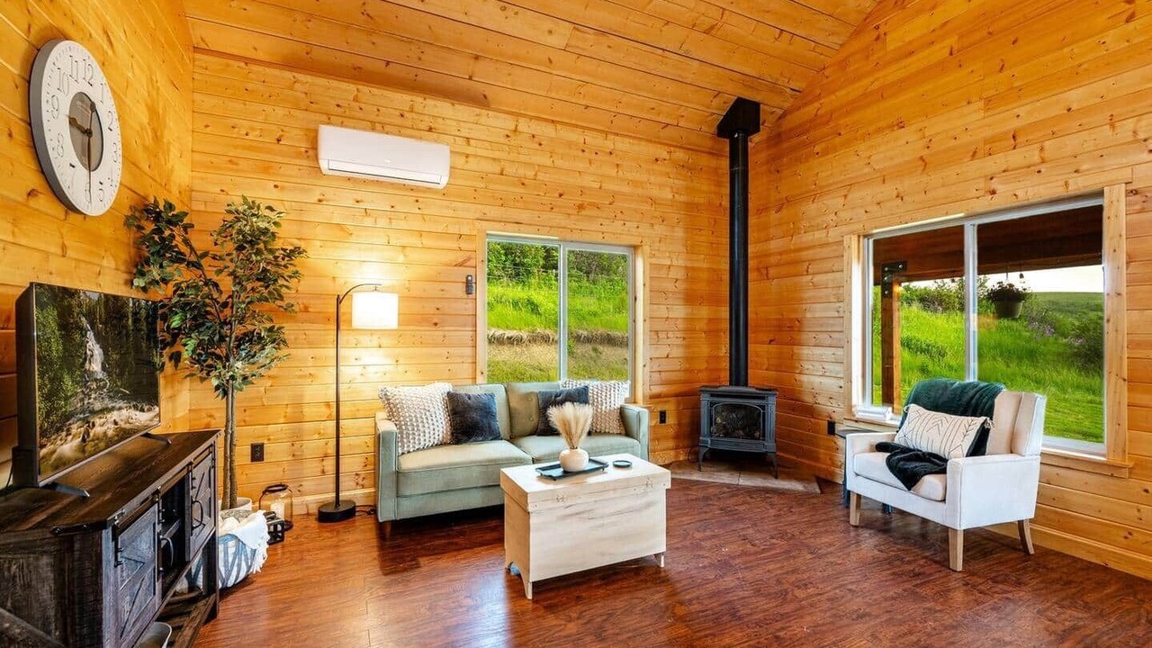 Photo of Livingroom in Banner