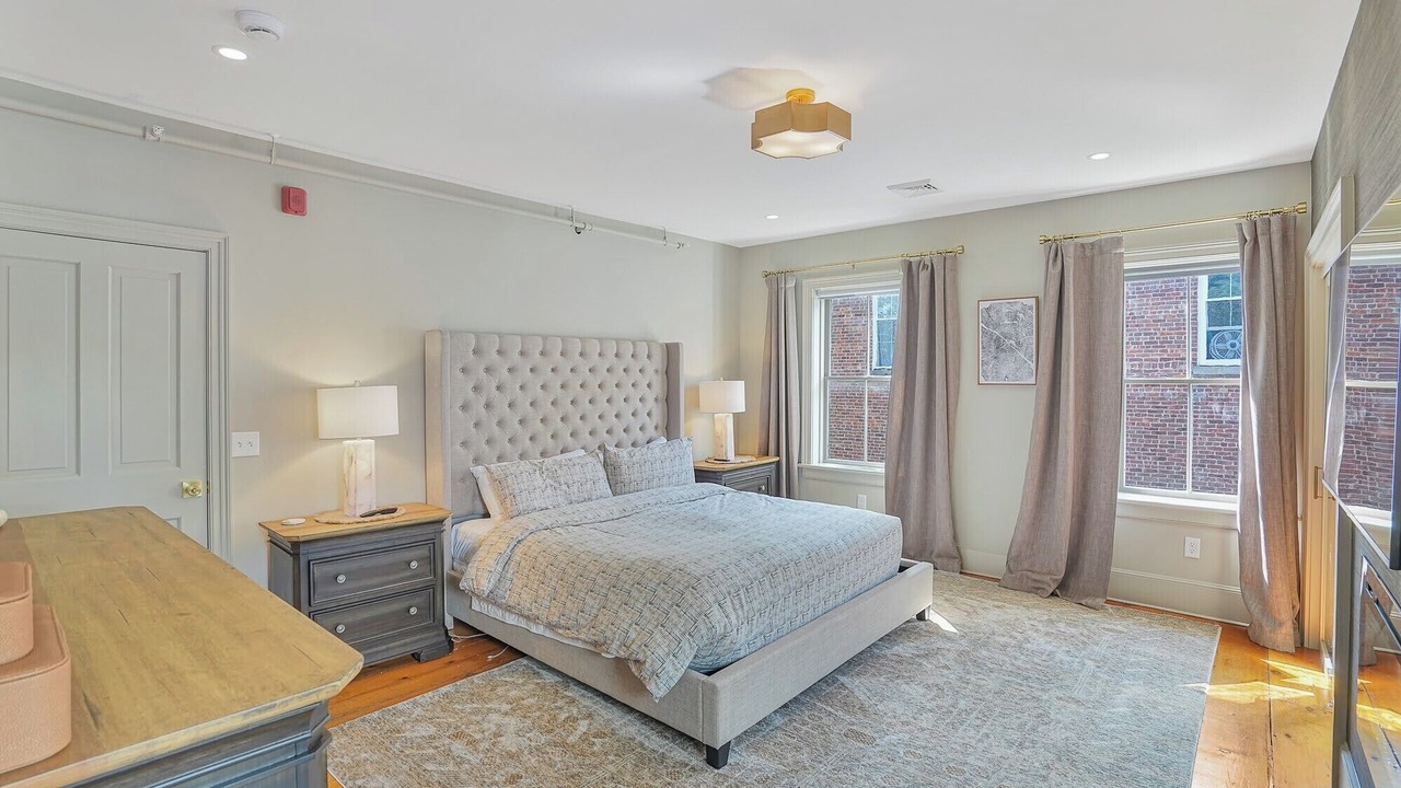 Photo of Bedroom in Lenox