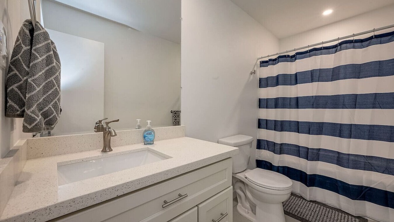 Photo of Bathroom in April Sound