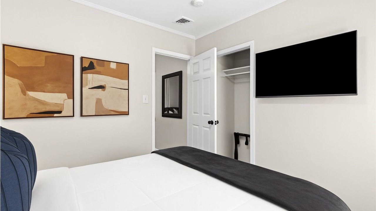 Photo of Others in Anchorville