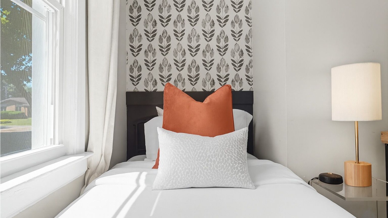 Photo of Others in Anchorville