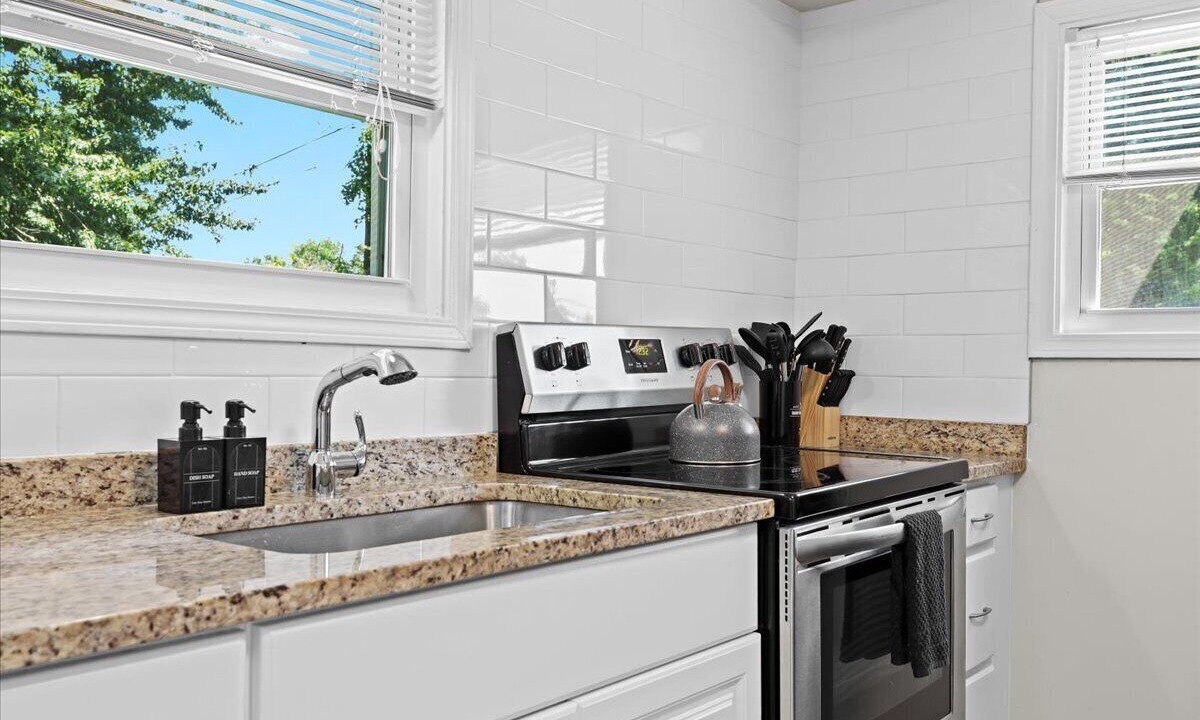 Photo of Others in Anchorville