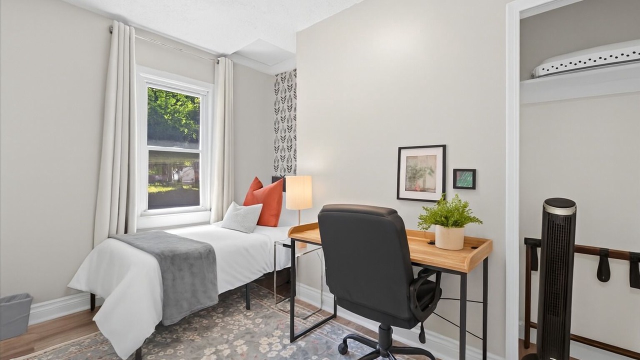 Photo of Others in Anchorville