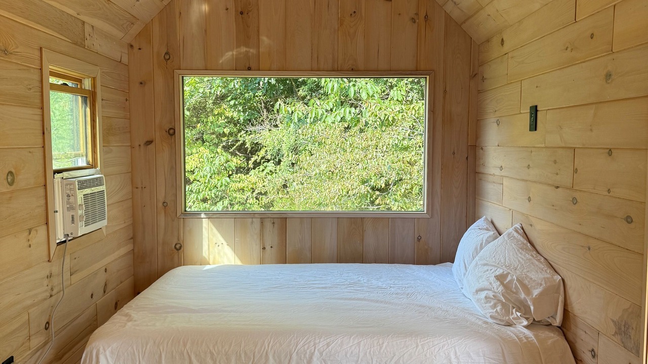 Photo of Bedroom in Hickman