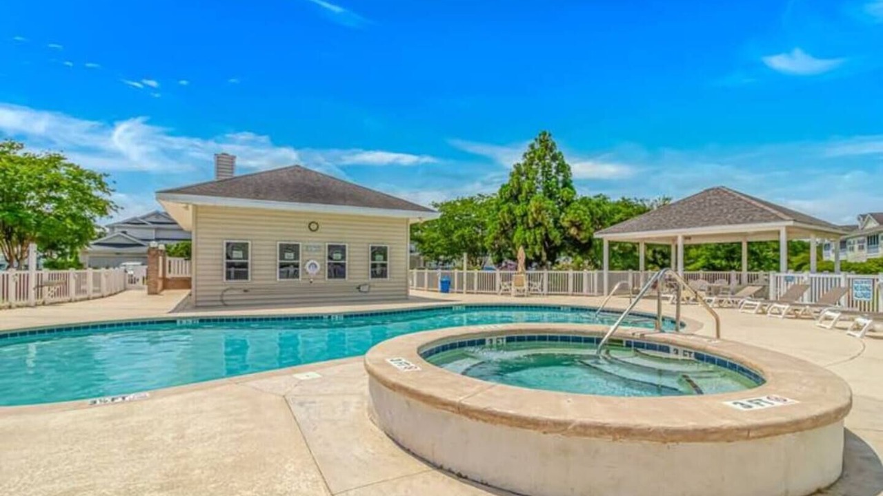 Photo of Outdoor in Red Hill