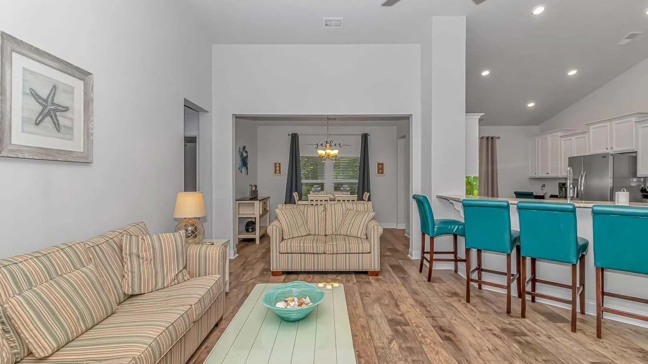 Photo of Livingroom in Red Hill