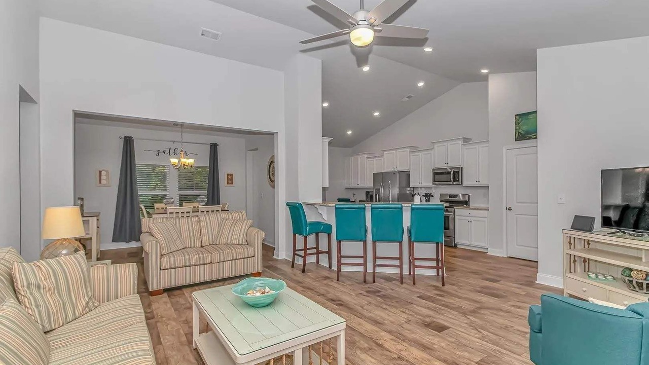 Photo of Livingroom in Red Hill