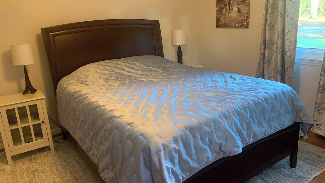 Photo of Bedroom in Apex