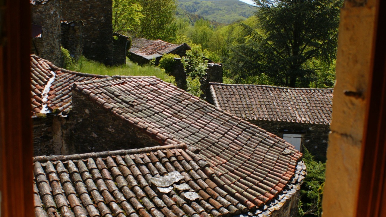 Photo of Others in Alzon