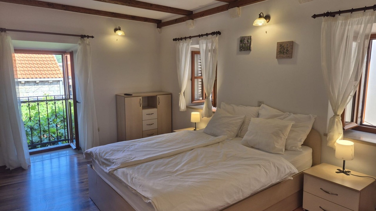 Photo of Bedroom in Slano
