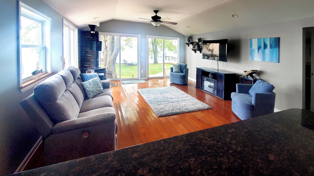 Photo of Livingroom in Anchorville