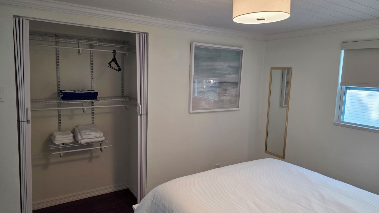 Photo of Bedroom in Weeki Wachee Gardens