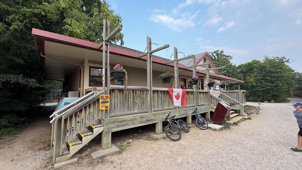 Photo of Outdoor in Victoria Beach