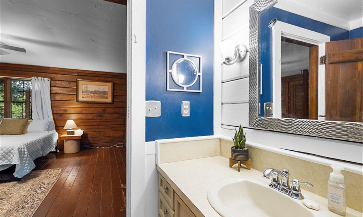 Photo of Bathroom in Williams