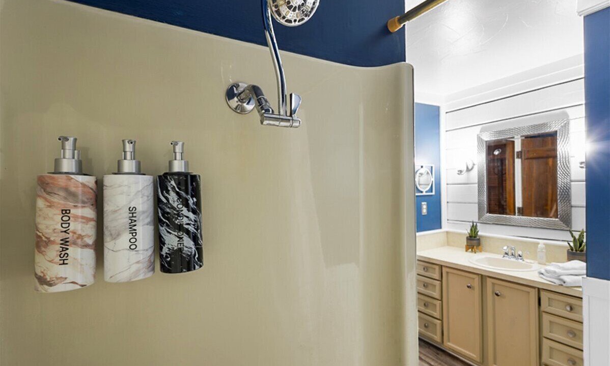 Photo of Bathroom in Williams