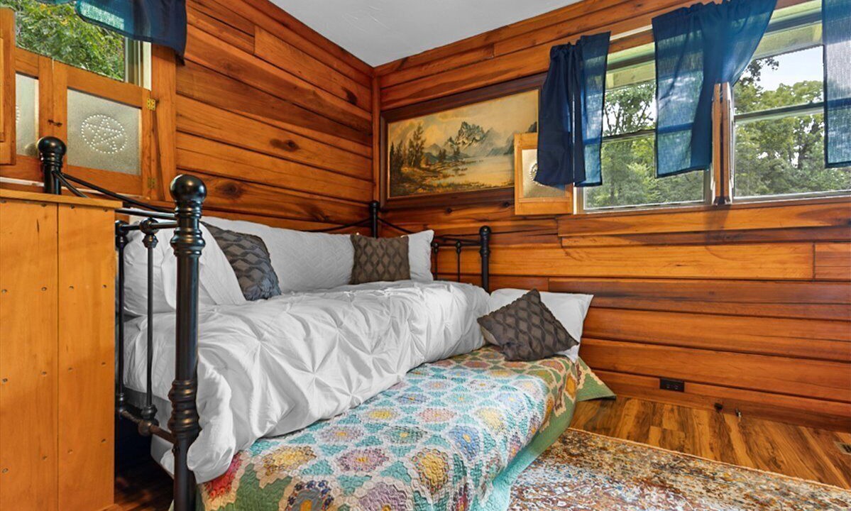 Photo of Bedroom in Williams