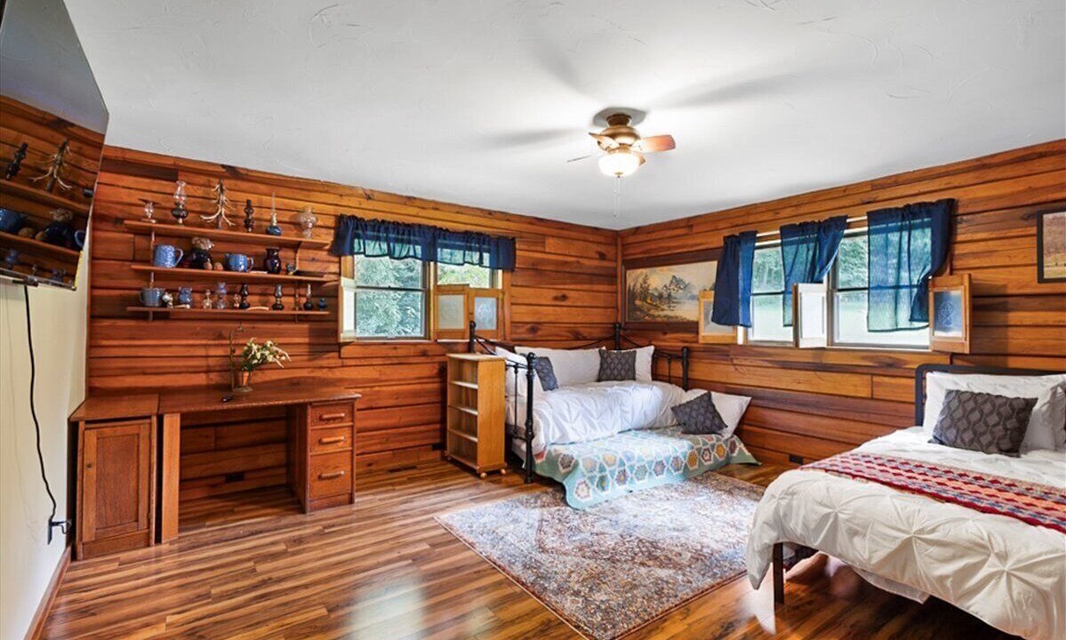 Photo of Bedroom in Williams