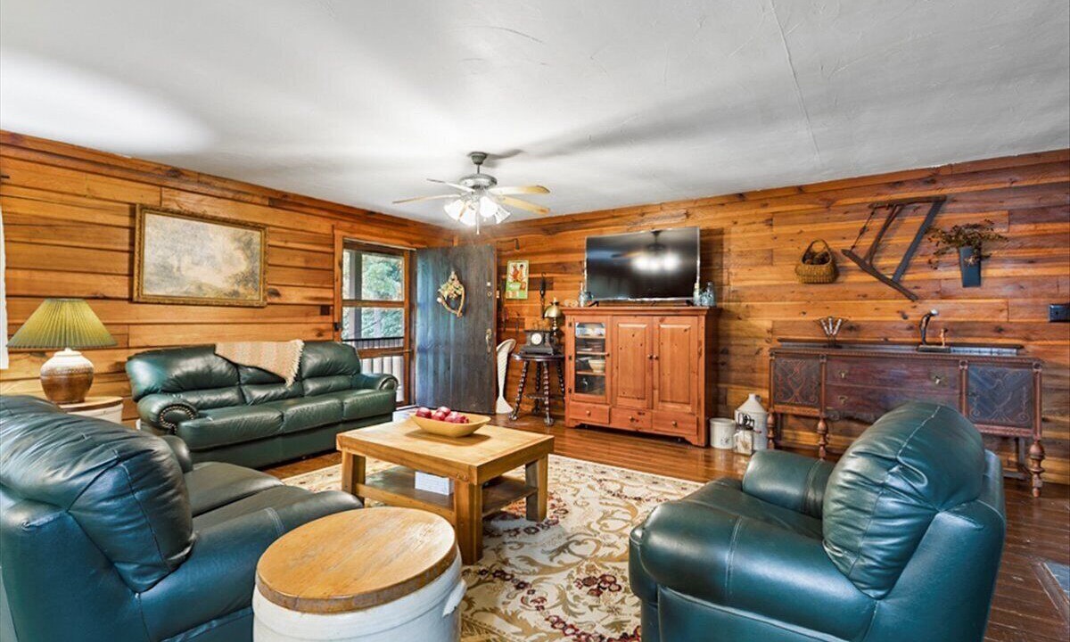 Photo of Livingroom in Williams