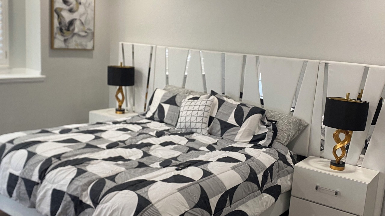 Photo of Bedroom in Biggs Field