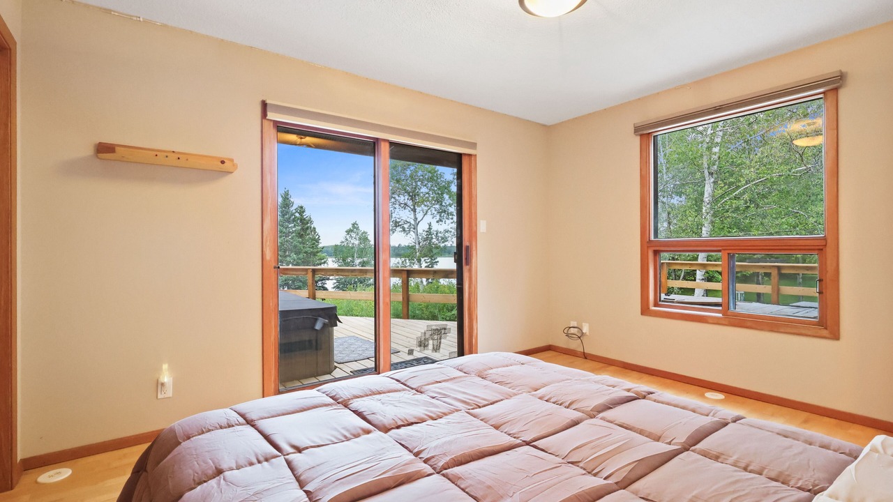 Photo of Bedroom in Onanole