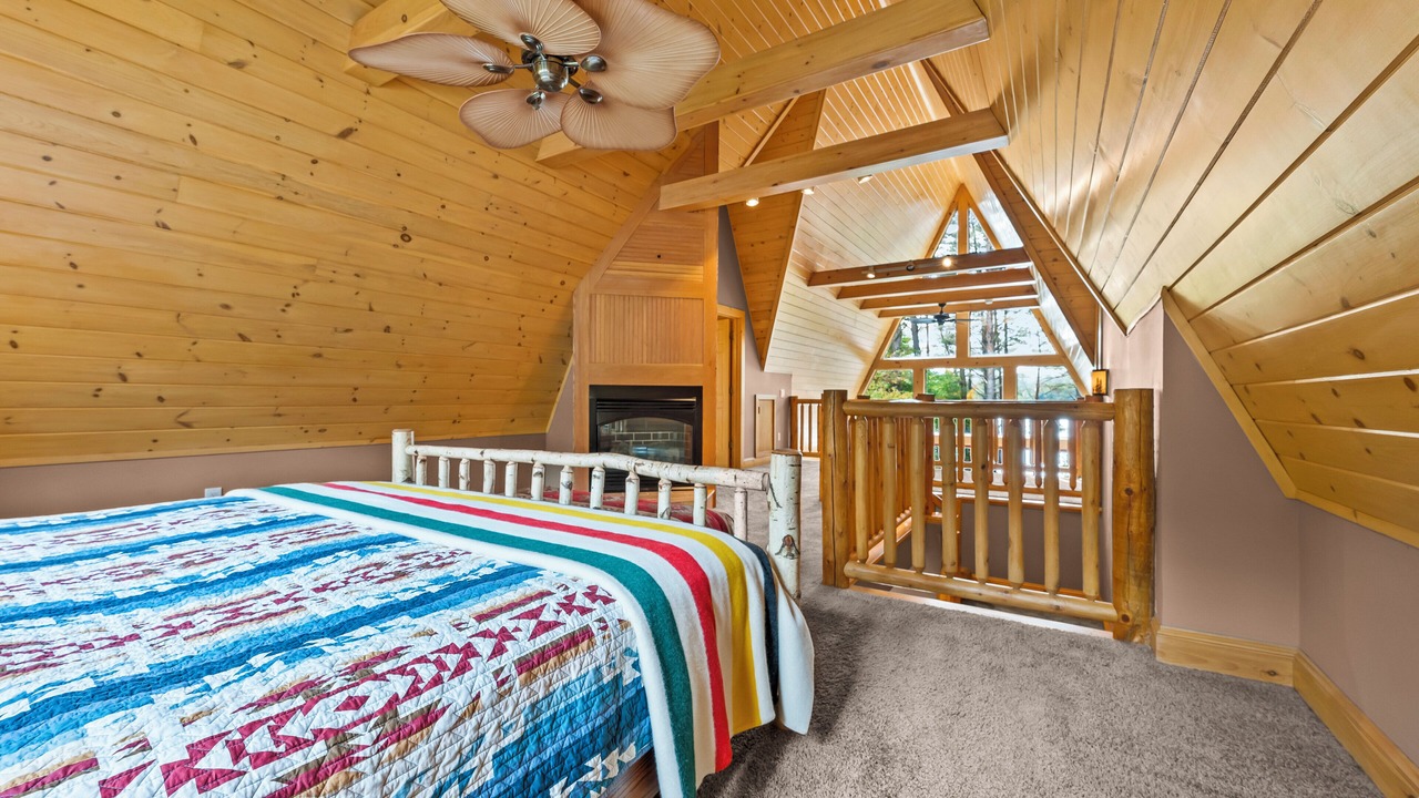Photo of Bedroom in Owls Head