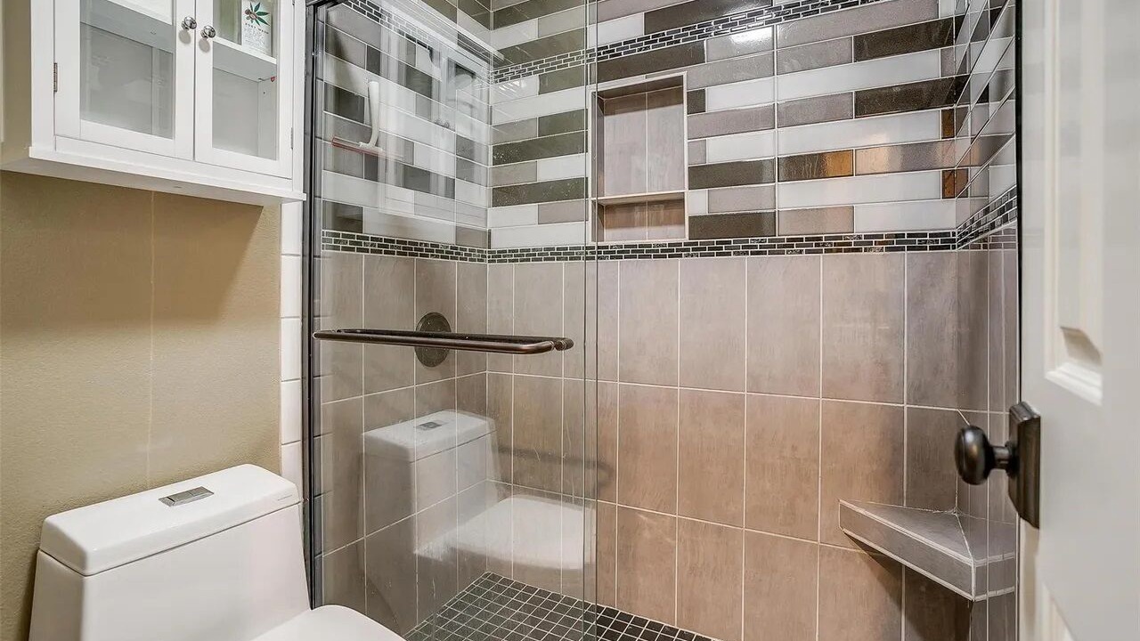 Photo of Bathroom in Tarrant County
