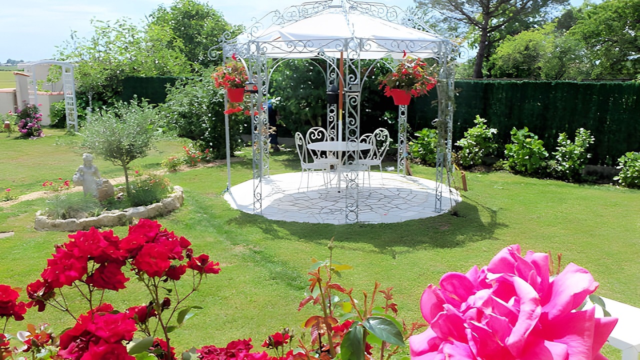Photo of Outdoor in Thaire