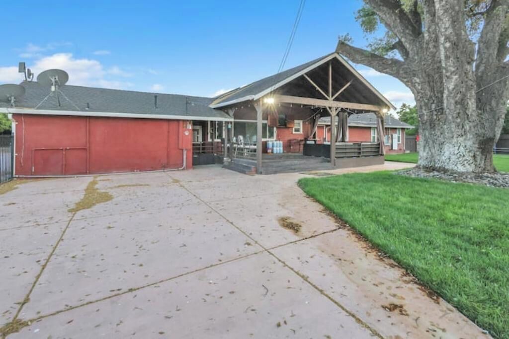 Photo of Outdoor in Victor